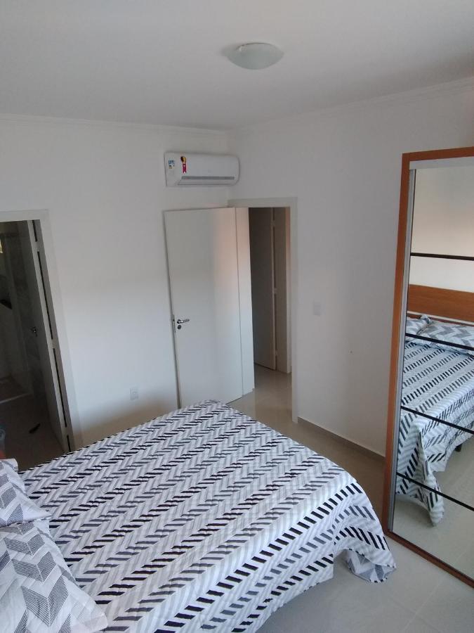 Florianópolis Apto 2 Qtos Com Suite Proximo A Praia E Centrinho المظهر الخارجي الصورة